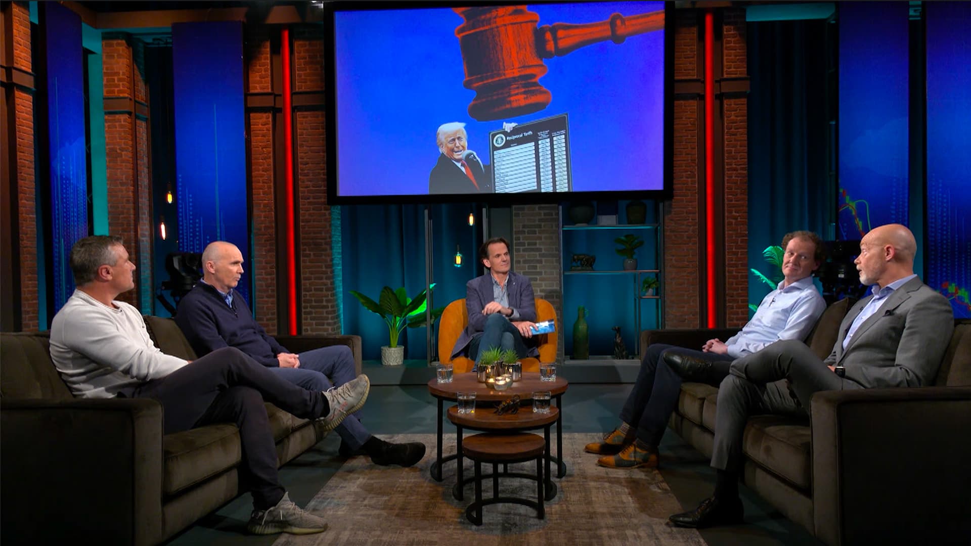 Afl 8. Beursweek vol verrassingen: van Philips tot Chinese tech en AI en energie, hoe zit dat?