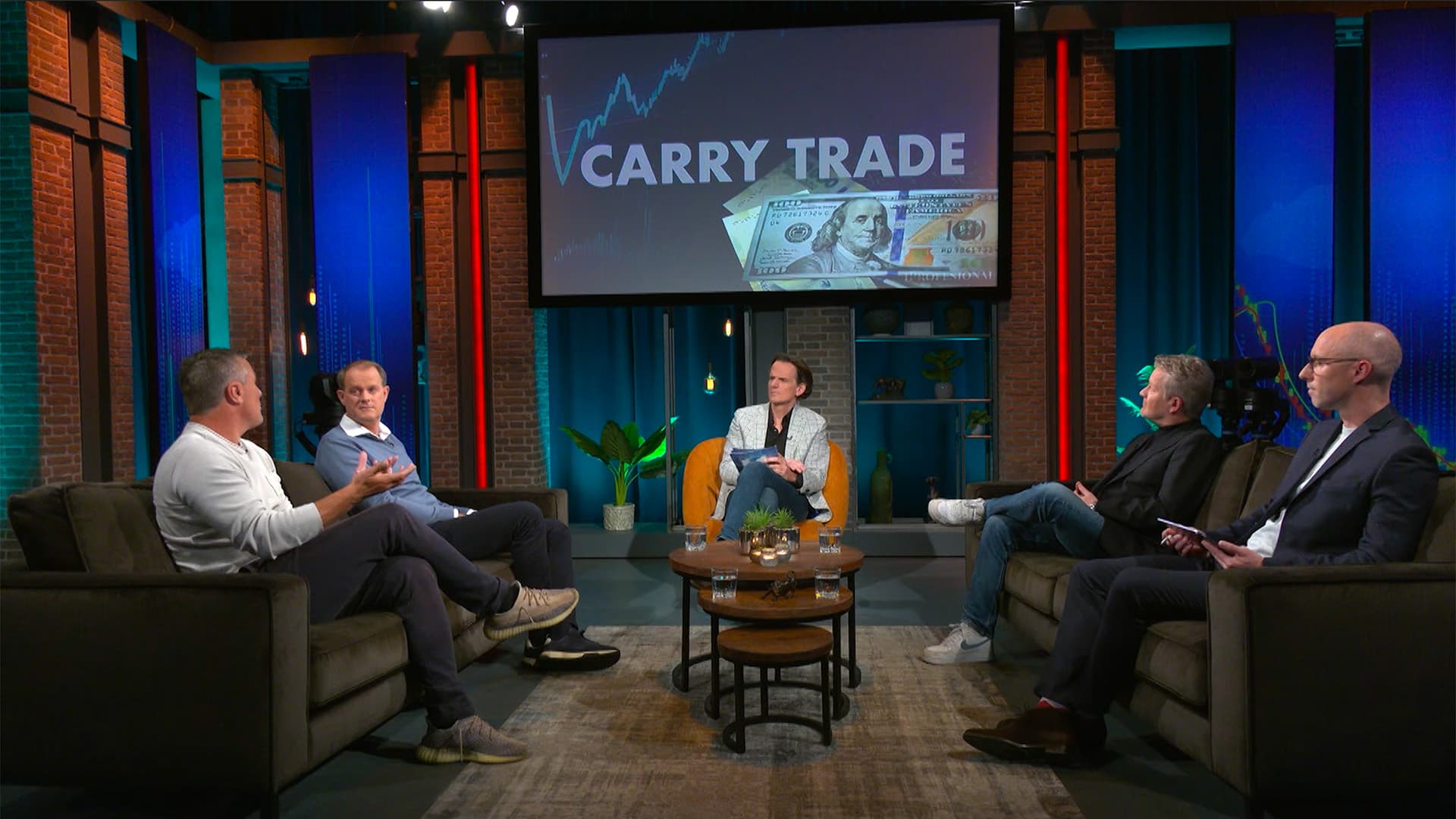 Afl 12. Moeten we aandacht besteden aan de Japanse rente? En we kijken terug op de portefeuilles van de experts